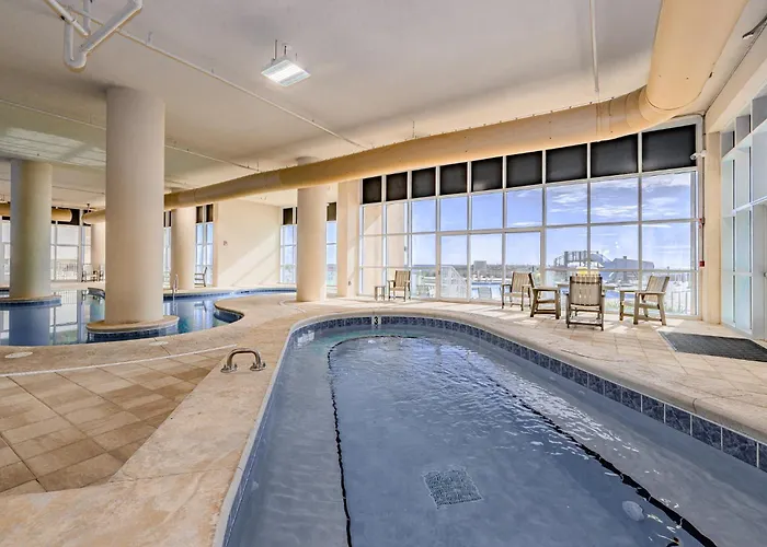 Phoenix Gulf Towers 1202